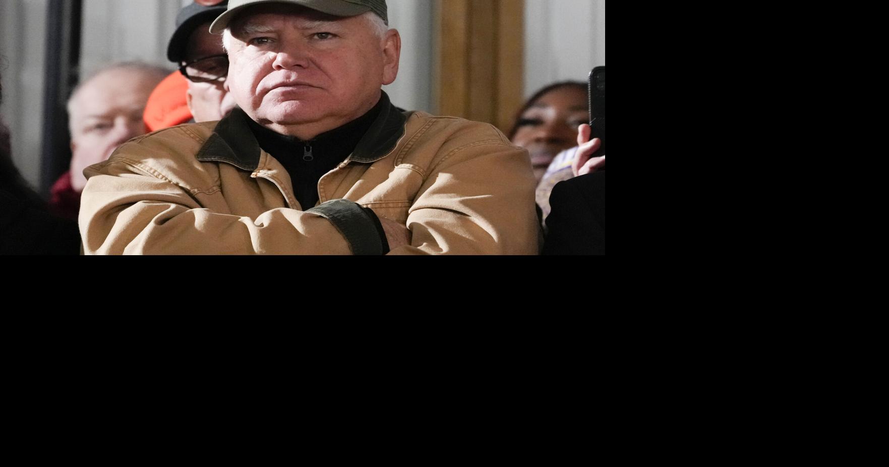 Iowa Democrats, feeling left out in the cold, see hope w Tim Walz
