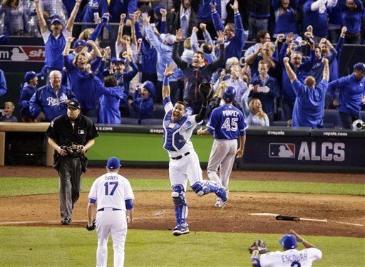 Royals WADE DAVIS celebrates winning the 2015 World Series - Game