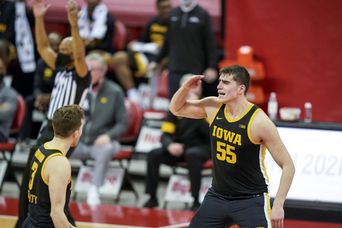 College men's basketball: Garza refuses to be denied as Iowa dominates Wisconsin, 77-62 | Iowa ...