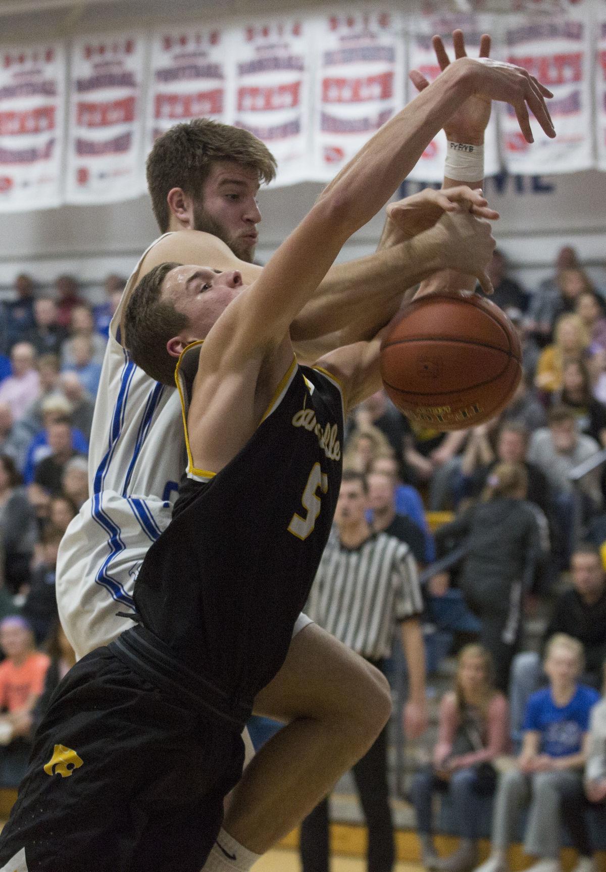 Prep Boys Basketball Kelley Don Bosco Chase Down Janesville