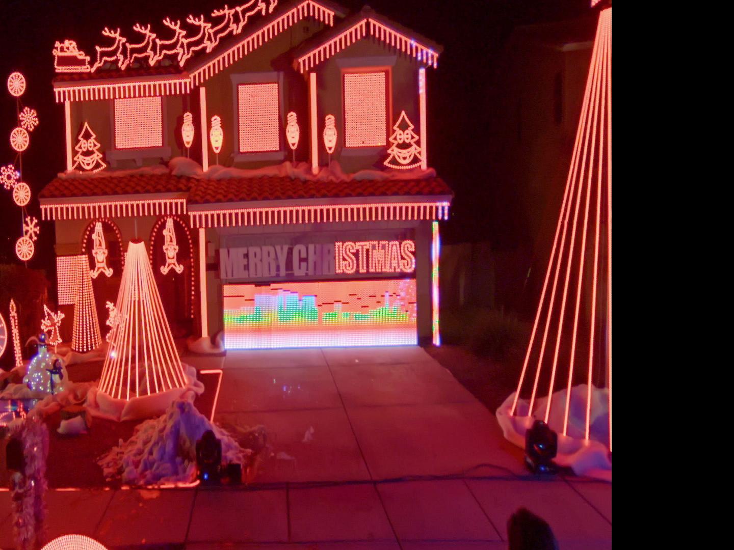 The Secrets To Winning The Great Christmas Light Fight Television News Wcfcourier Com