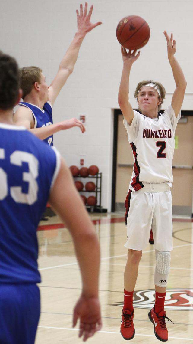 Prep boys' basketball No. 9 Dunkerton holds off No. 4 Don Bosco, 5955
