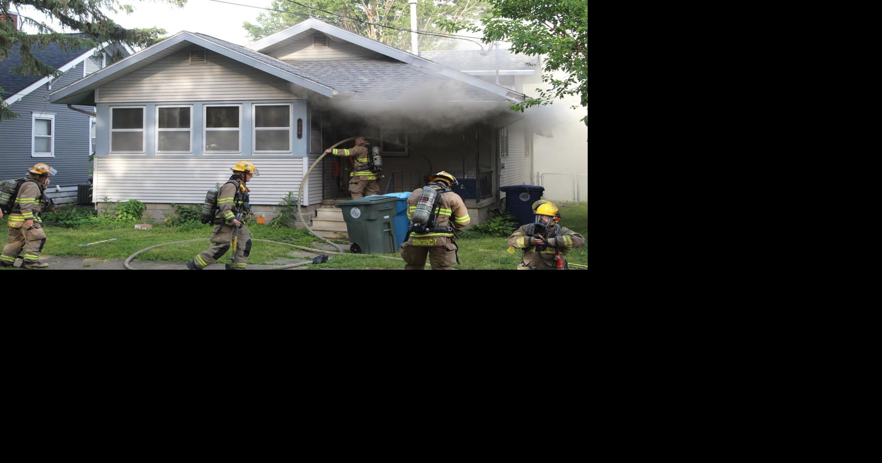 Dog dies in Thursday morning fire that damages Waterloo home