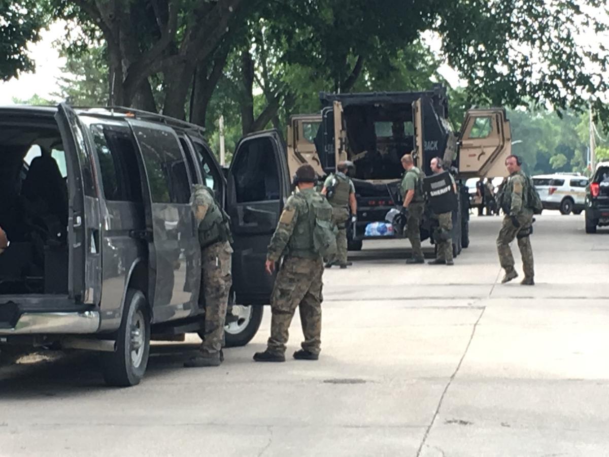 NEW DETAILS Standoff ends peacefully in Evansdale (PHOTOS) Crime and