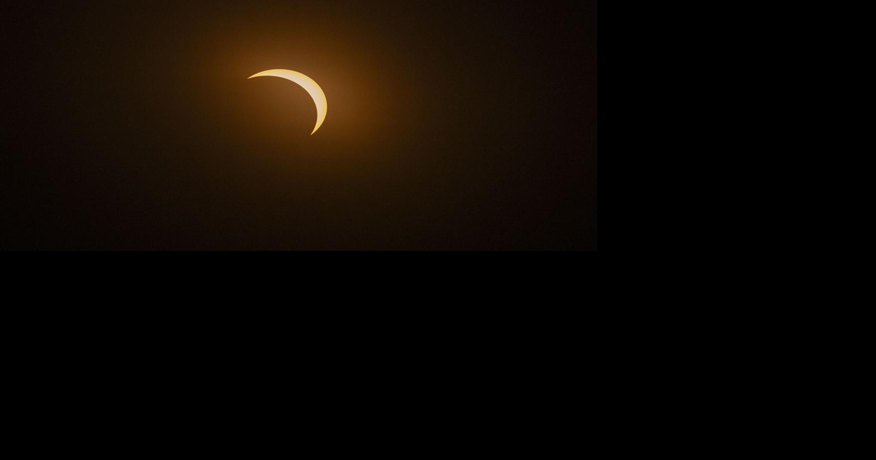 Cedar Valley gathers to witness the greatest shadow on Earth