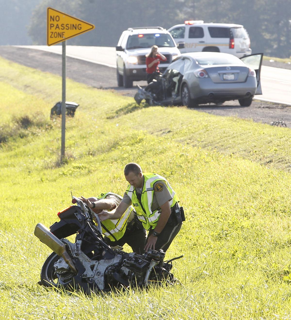 UPDATE Deputies seek public�s help in fatal Raymond crash