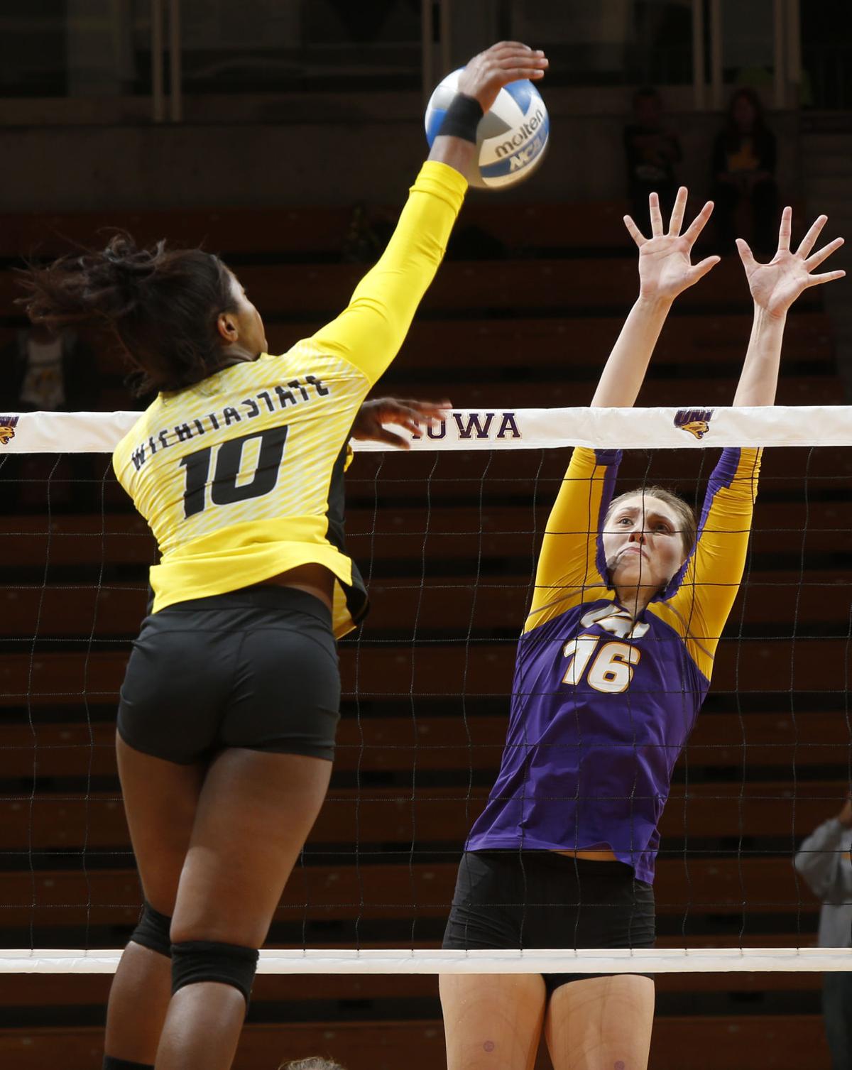 Photos MVC volleyball