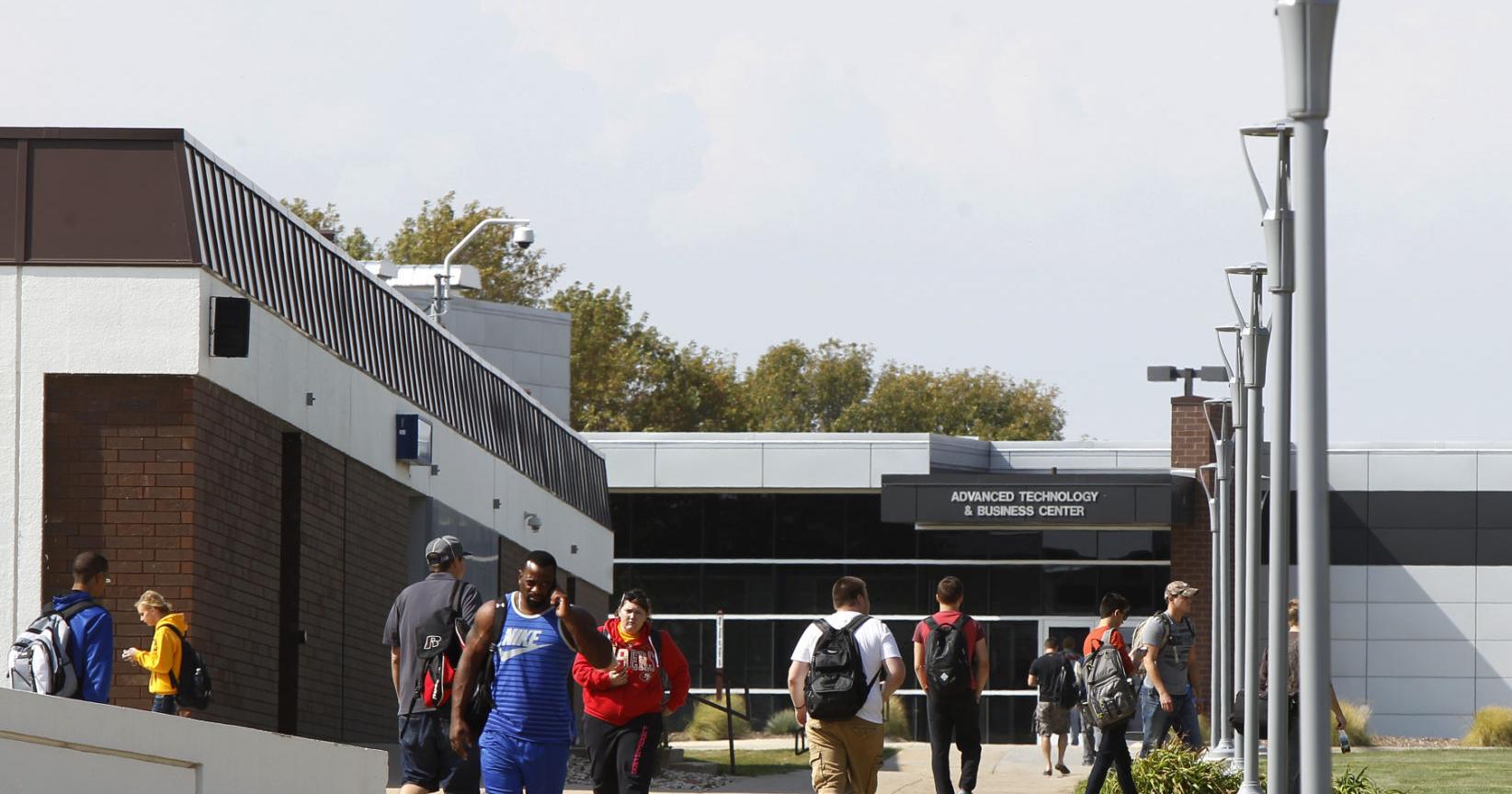 Hawkeye Community College president to receive 4% raise - Vimarsana News