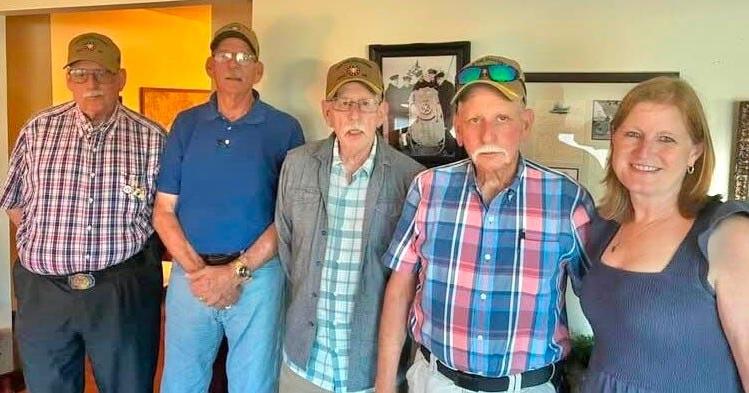 Iowa brothers, Sullivan heir on Washington, D.C. Honor Flight