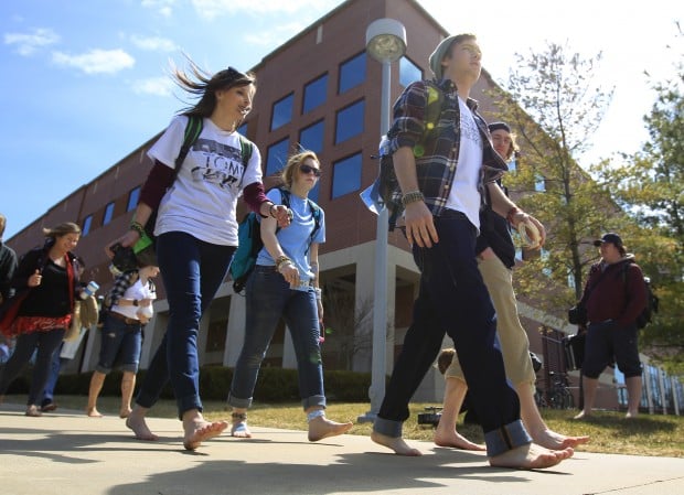 UNI Students Go Barefoot For A Cause | Local News | Wcfcourier.com