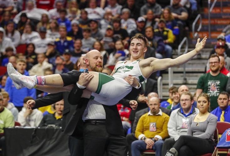 High School Wrestling Max Magayna commits to North Dakota State