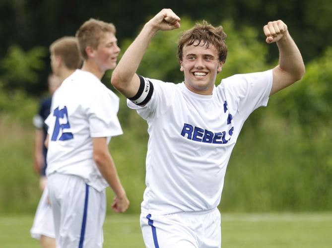 State soccer GladbrookReinbeck advances at state, 10