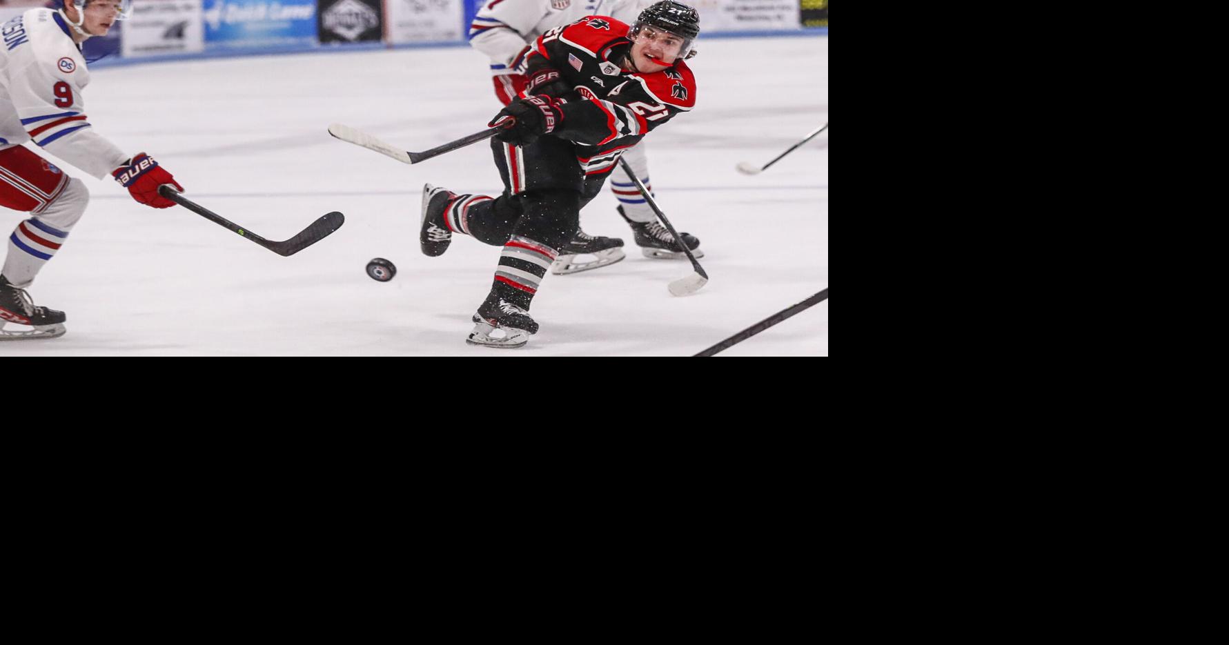 Junior Hockey Waterloo tops Des Moines in final regular season meeting