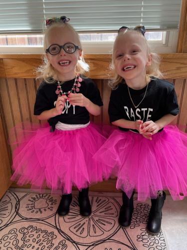 Guinness world records  The girl with the net and the tulle