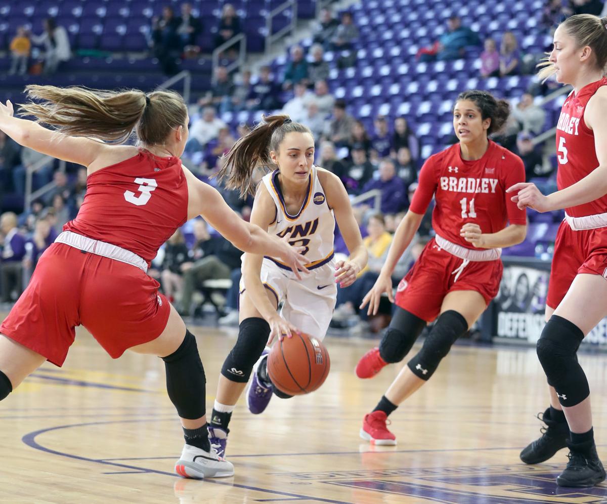 Uni Women Click Down The Stretch Womens Basketball Wcfcourier Com