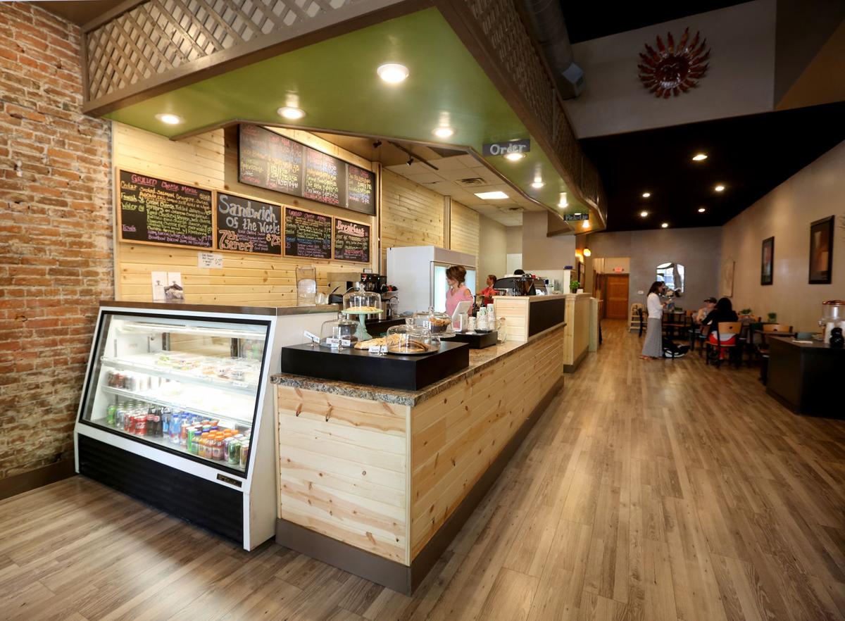 Longtime Waterloo Restaurateur Opens Lincoln Perk Business