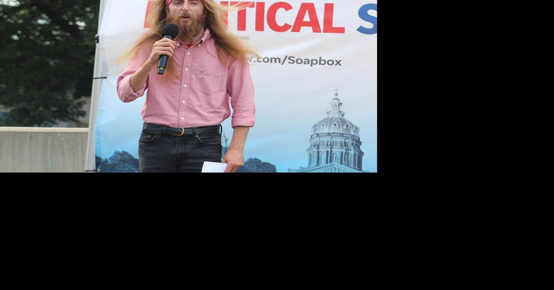 Black Hawk County Supervisor Justin Brandt endorses no-party candidate for Congress