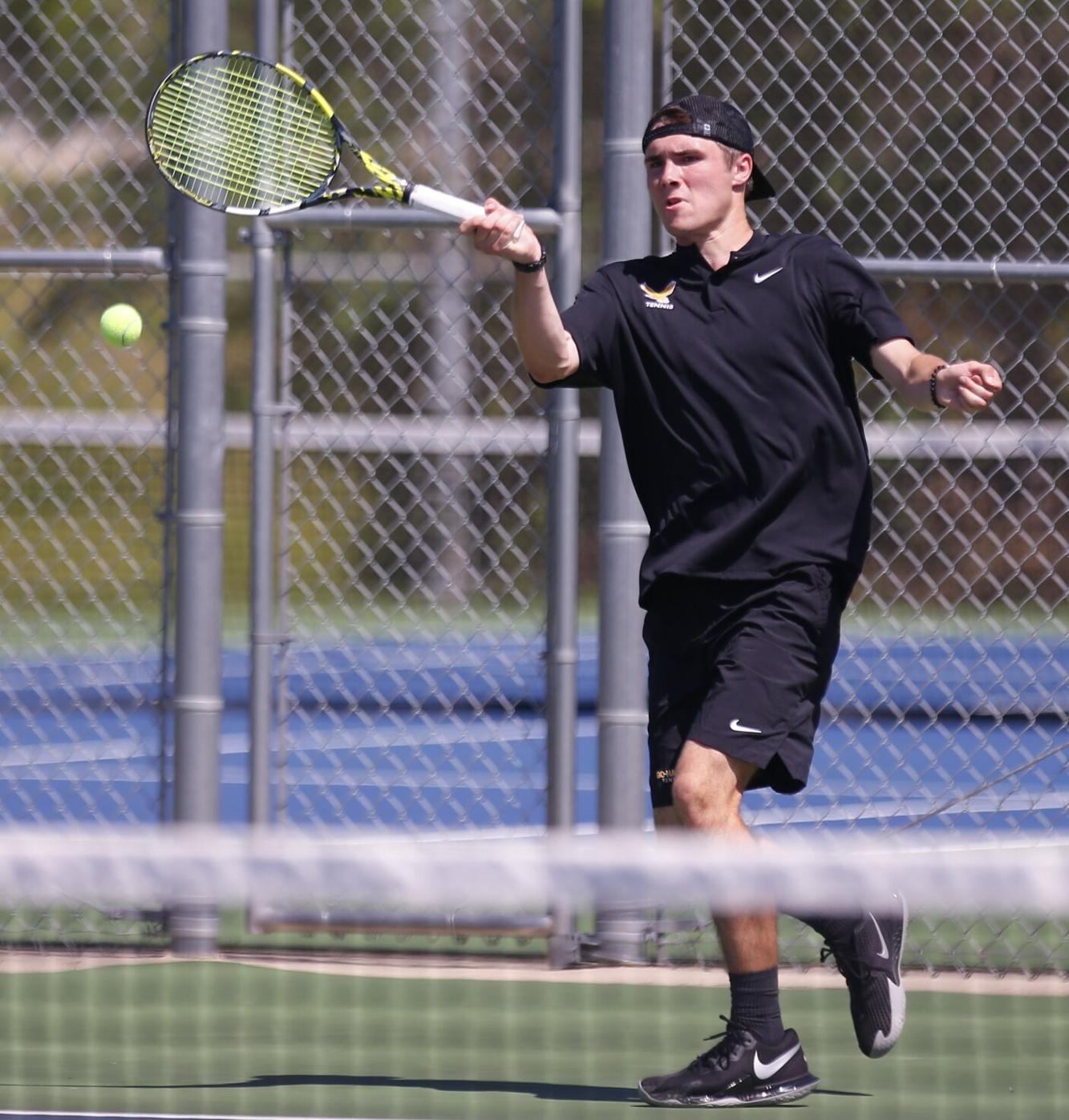 WaverlyShell Rock's RamkerMyers are state runnerups