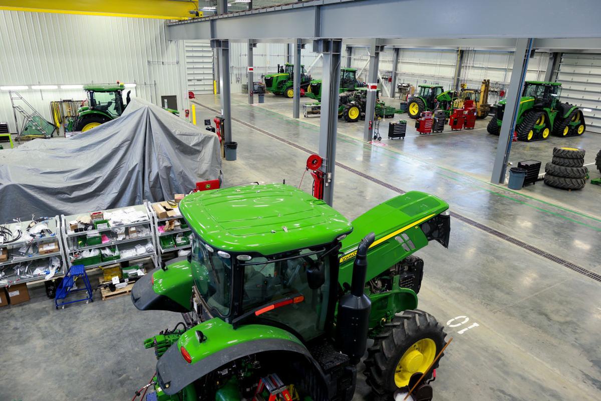Deere Still Engineering Growth In The Cedar Valley Business Local News Wcfcourier Com