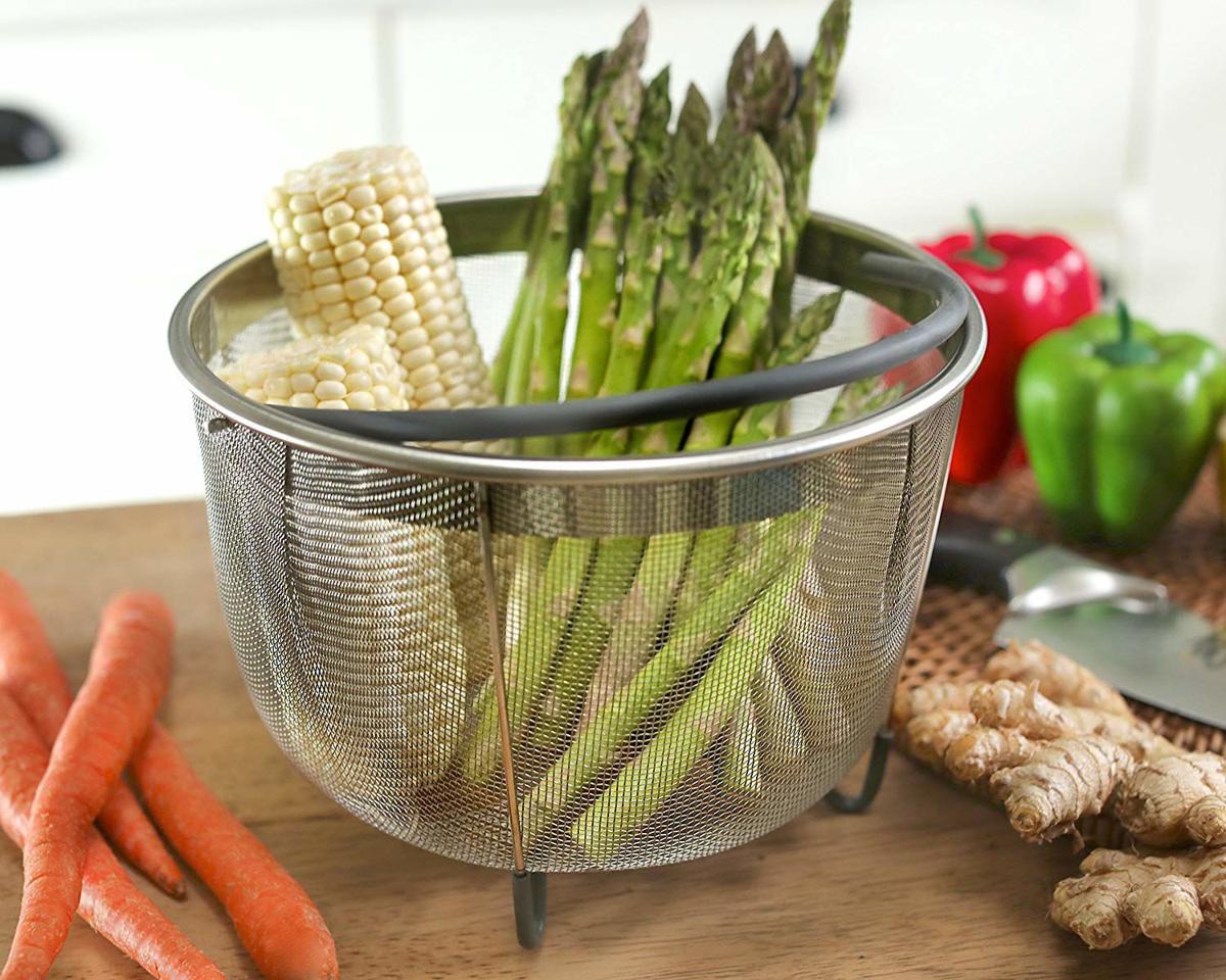 This is the bestselling steamer basket on Amazon Home & Garden