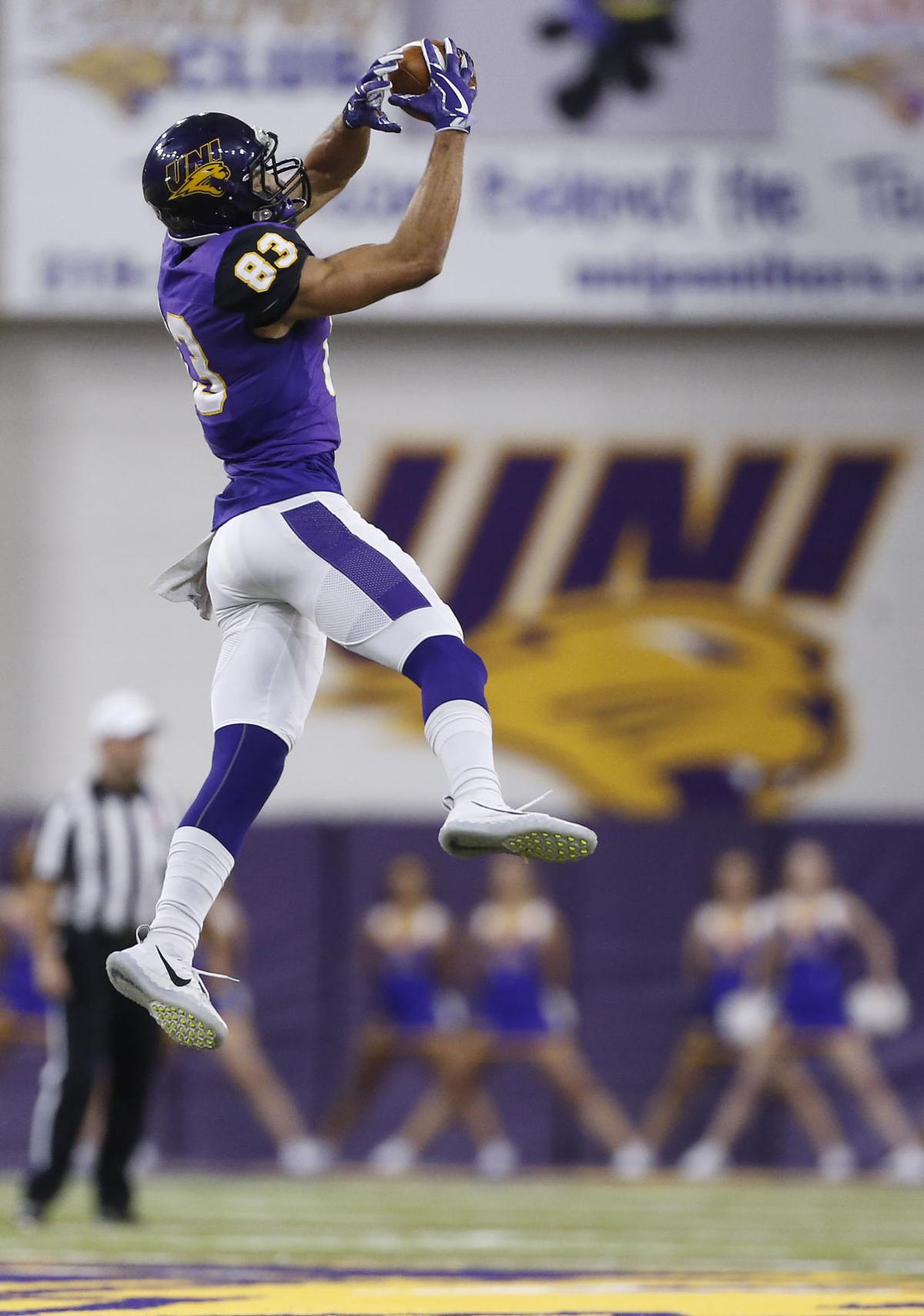 100717mp-uni-wiu-fb-8