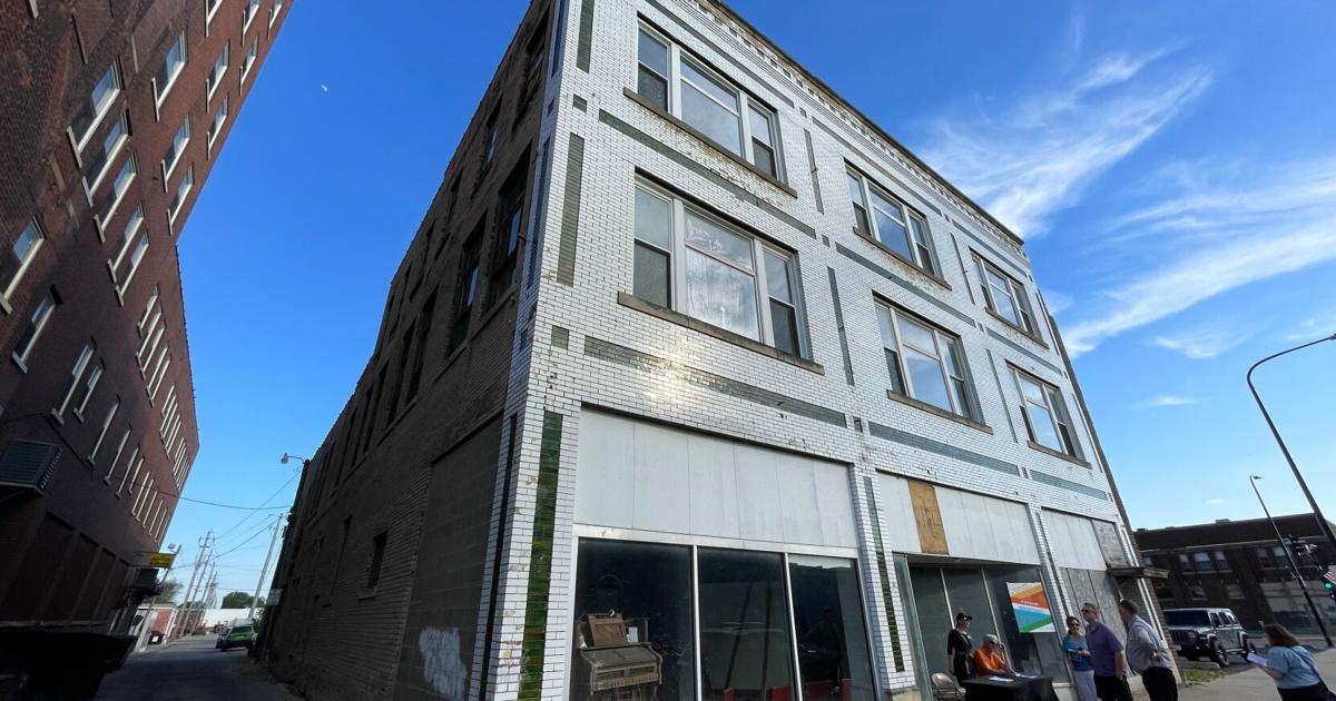 Ruby Building Waterloo Waterloo to discuss rehab of Central Battery Building
