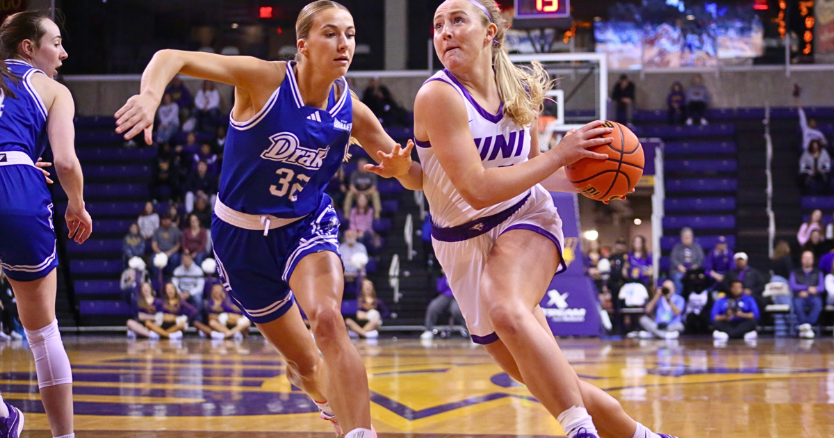 WBBall UNI vs. Drake 14