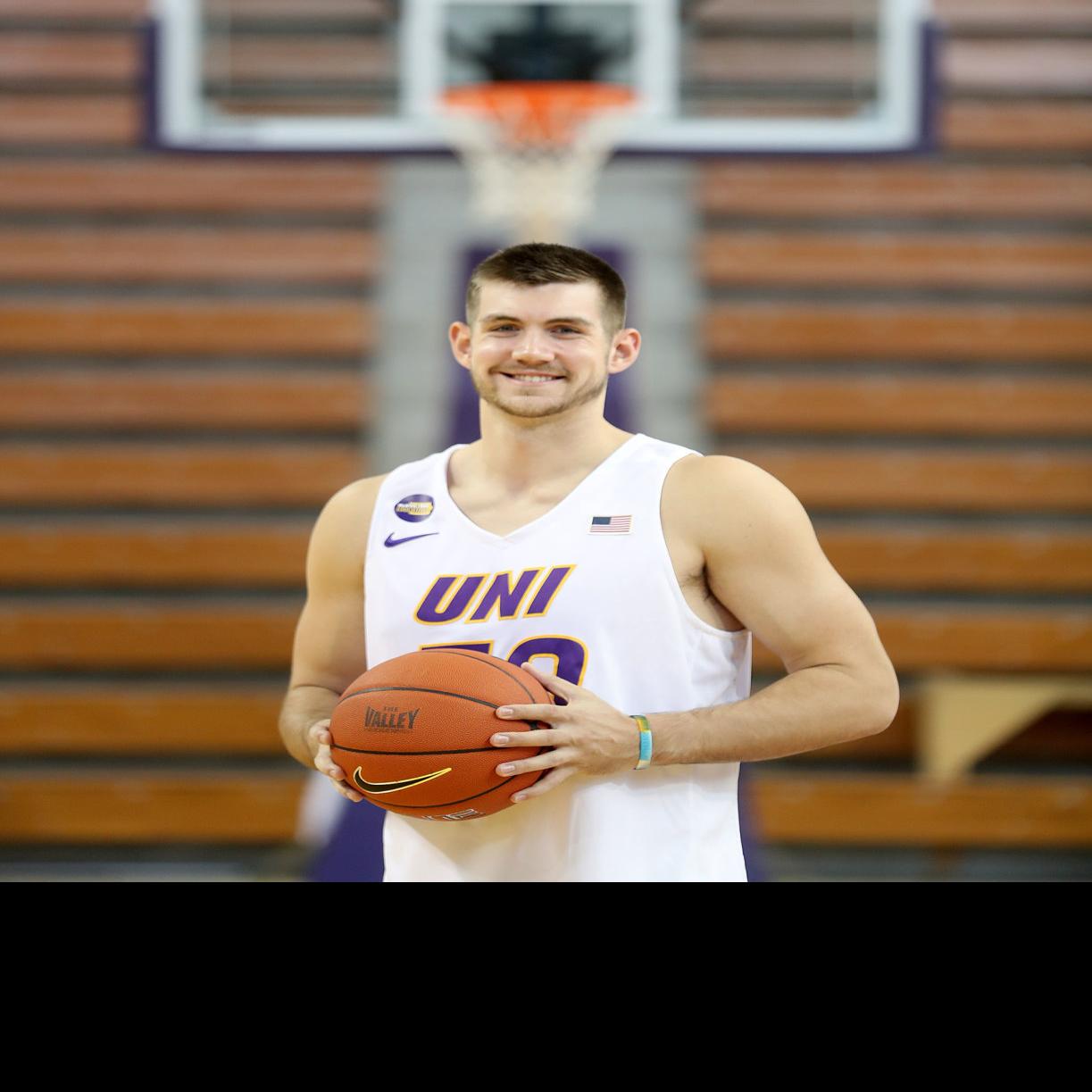 Uni Basketball Phyfe Driven To Make An Impact Men S Basketball