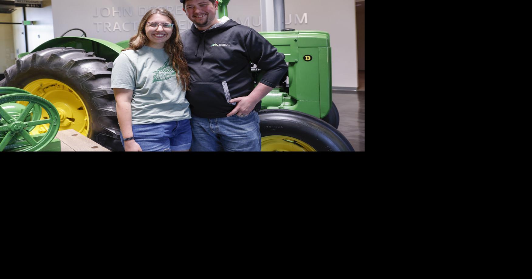 Deere-ly beloved: Minnesota newlyweds honeymoon at Waterloo's John Deere Museum