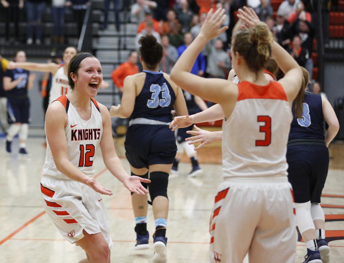 Women S Basketball Wartburg Seniors Set For Final Championship