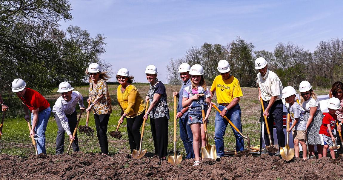 Waverly-Shell Rock board names two new elementary schools - Vimarsana News