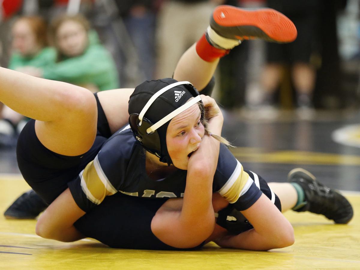 Girls State Wrestling Agwsr S Gerbracht Leaps Into State History