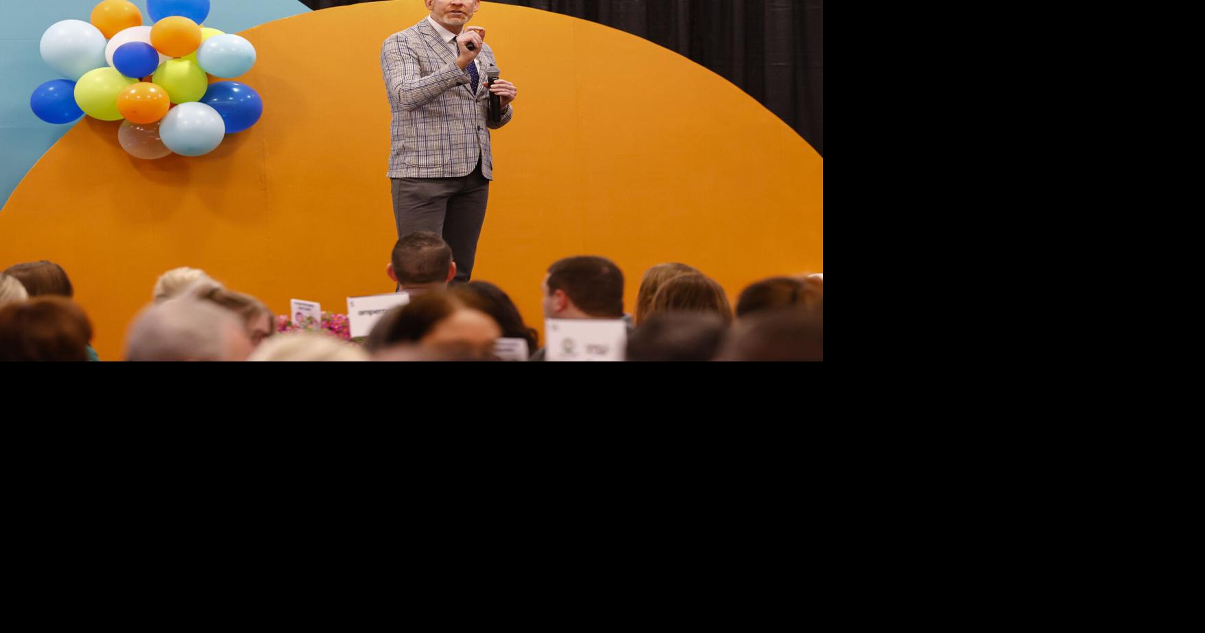 Waterloo Schools Foundation holds annual breakfast highlighting district