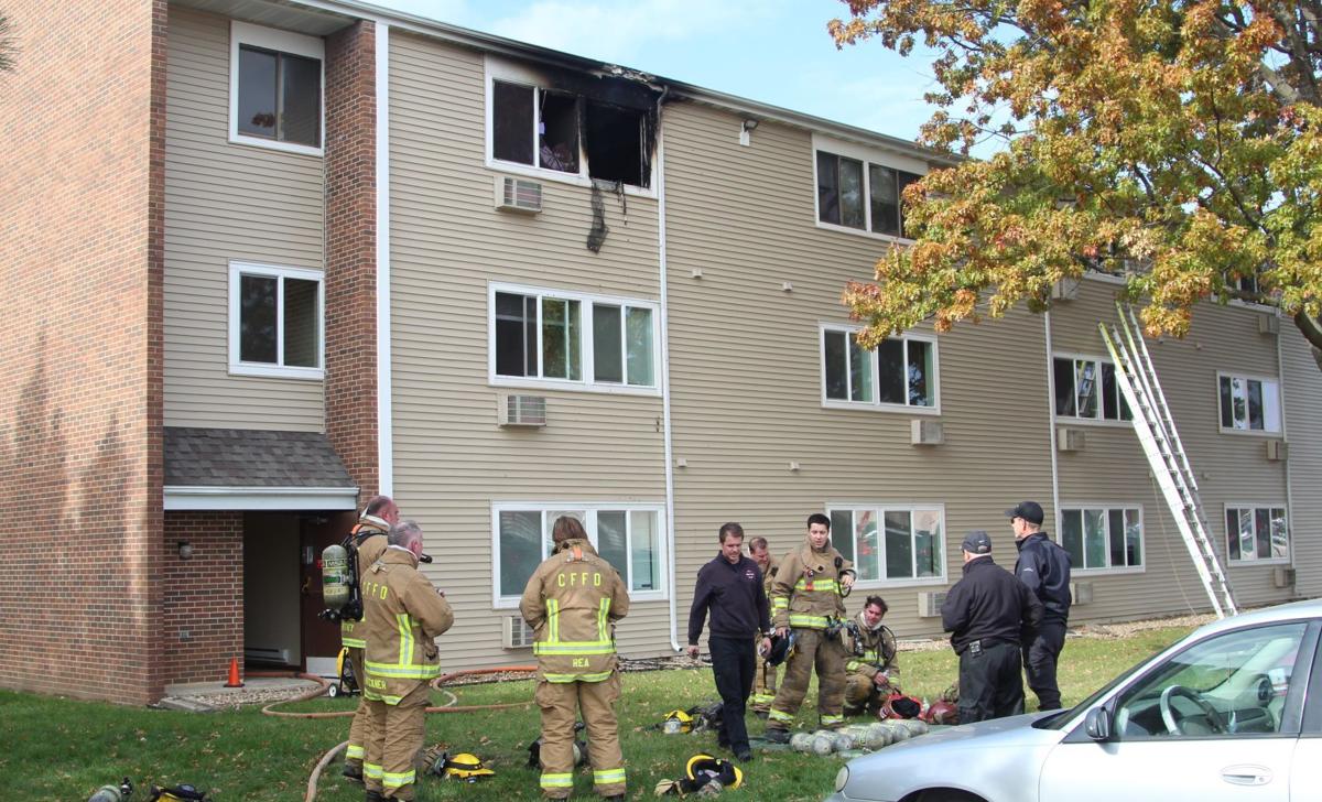 watch now residents evacuated after fire breaks out in cedar falls apartment building crime and courts wcfcourier com