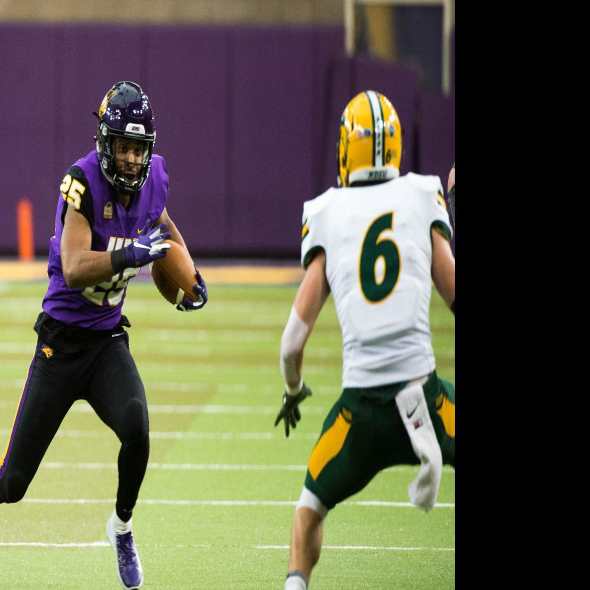 College Football Panthers Hope To Match Ndsu S Intensity Poise