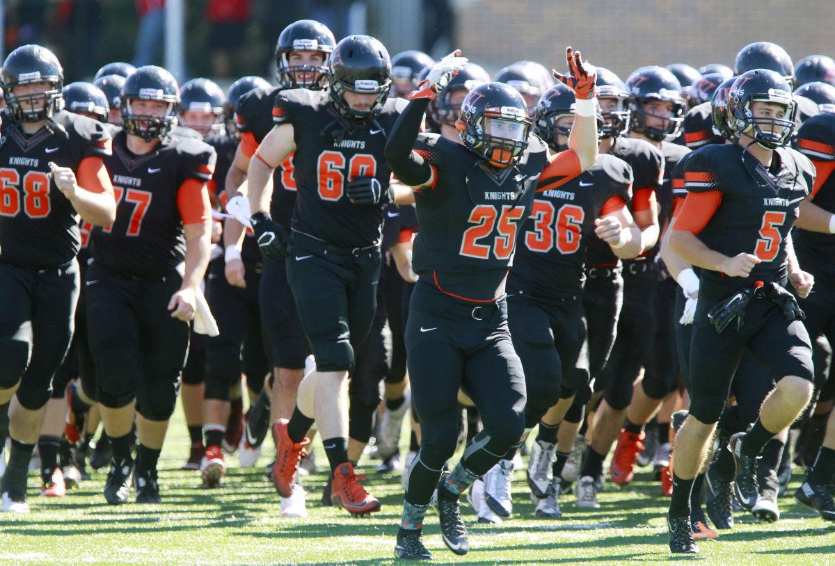 Wartburg has to dig deep in league opener, 2113 College