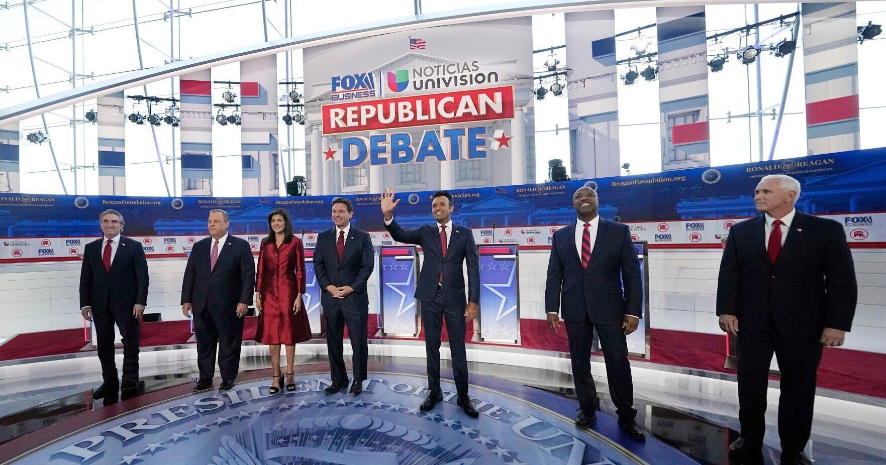 Trump leads in latest Iowa Poll, while Haley surges - Vimarsana News