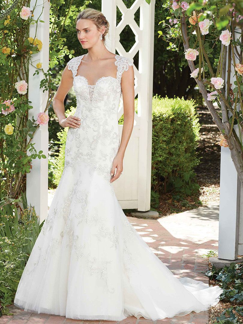 25 Best Colorful Wedding Dresses for 2024