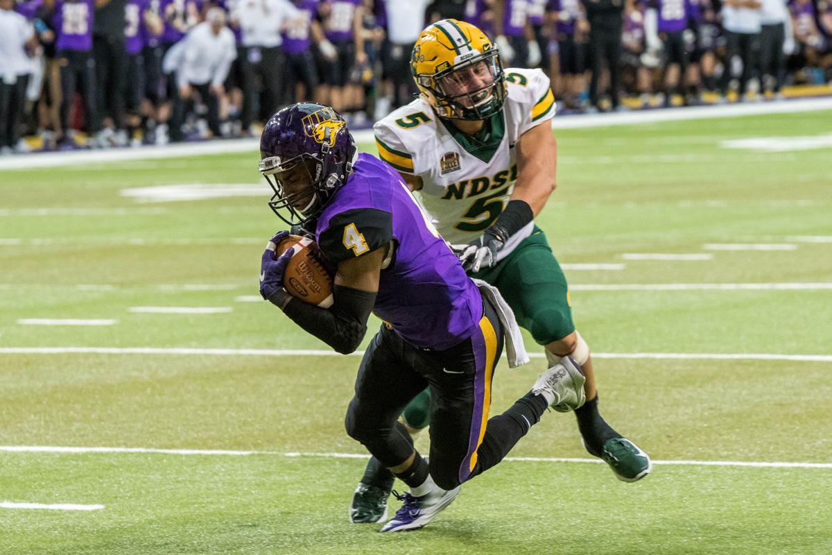 College football No. 1 NDSU pulls away for win over No. 22 UNI, 5631