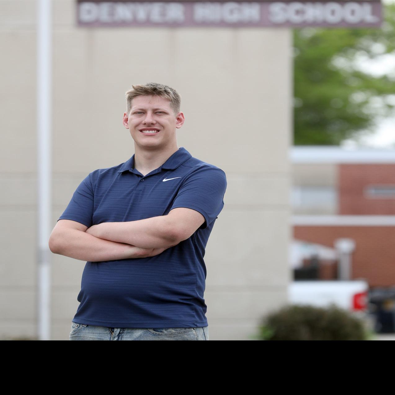 Denver High School Senior Graduating With Hawkeye Associate S Degree Education News Wcfcourier Com