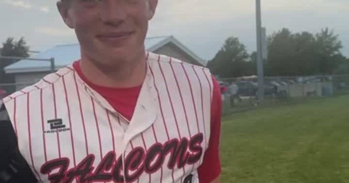 WATCH: Aplington-Parkersburg senior Sully Janssen homers on Senior Night