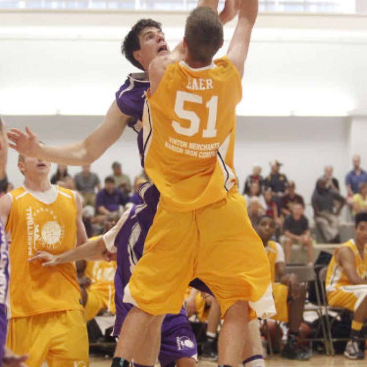 New Faces Skills Emerge At Prime Time League Men S Basketball