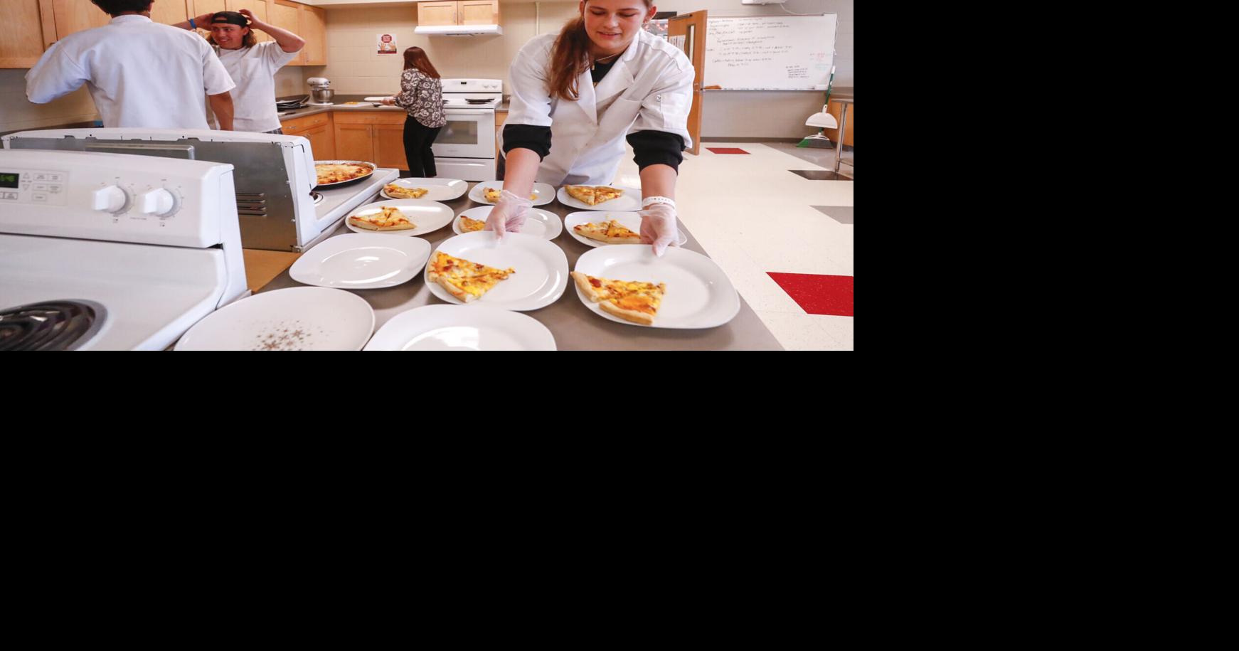 Dunkerton students learn about running a restaurant