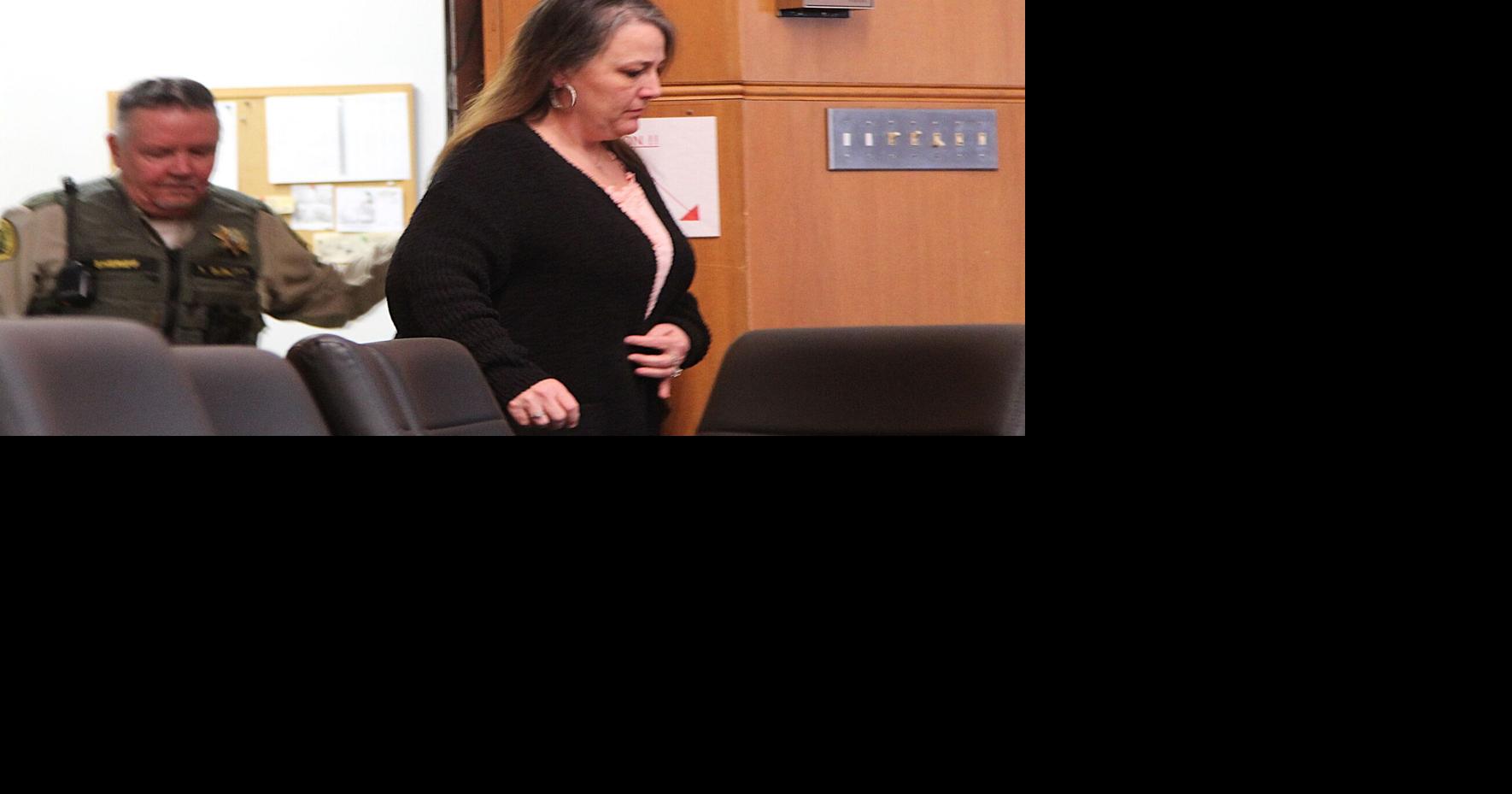 Shop owner sentenced to prison in Waukon fire that killed dog, left seven homeless