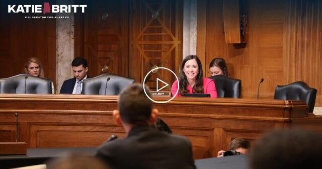 Alabama's Marshall Space Flight Center role praised after Artemis II