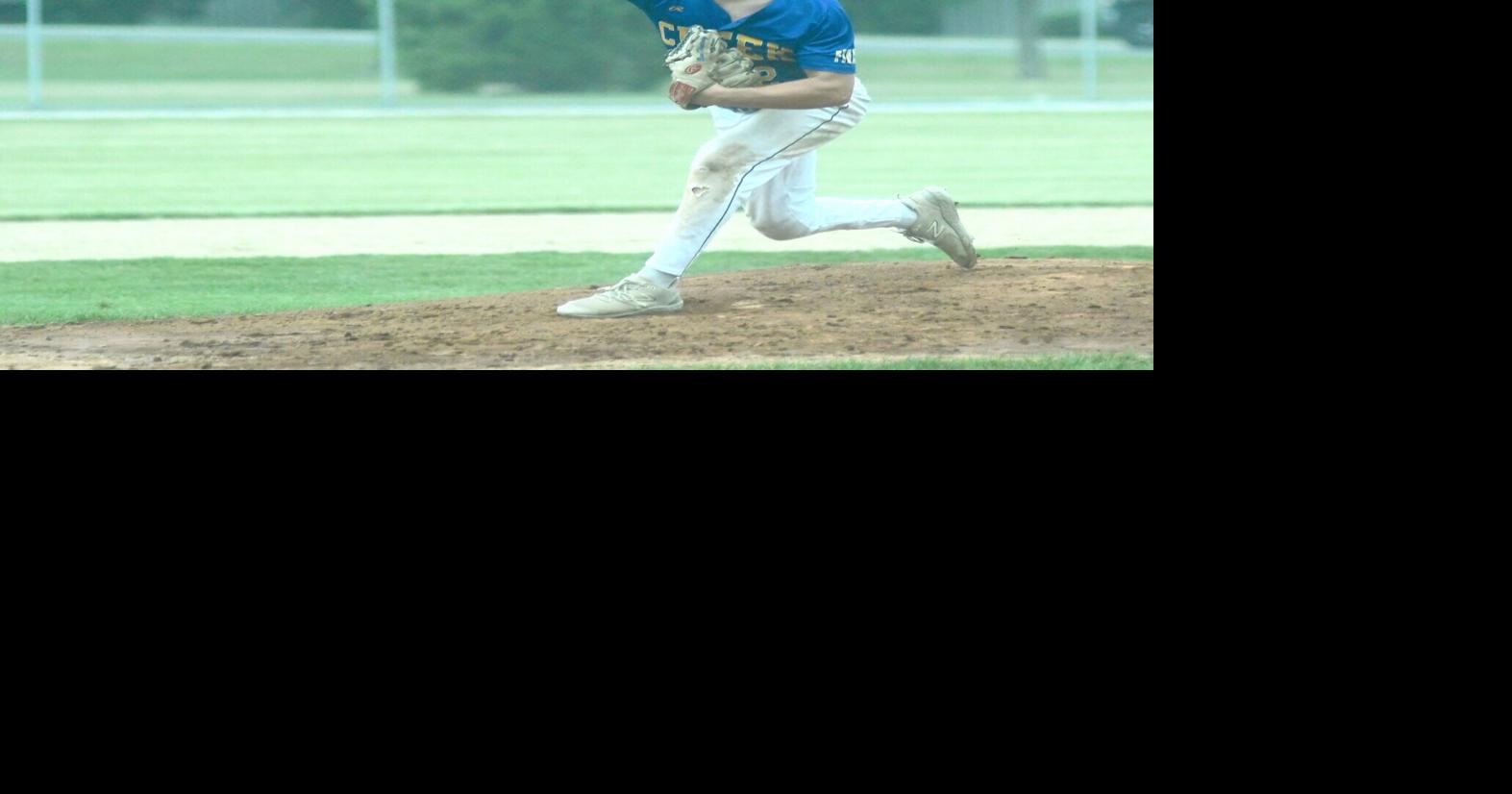 Bow Hartwig pitches Pioneers into playoffs