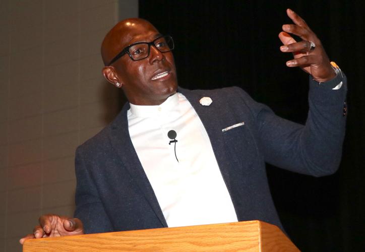 Packers legend Donald Driver shares life lessons | Local News | wdtimes.com