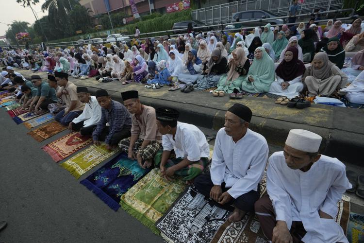 Muslims in Asia celebrate Eid alAdha with sacrifice festival and