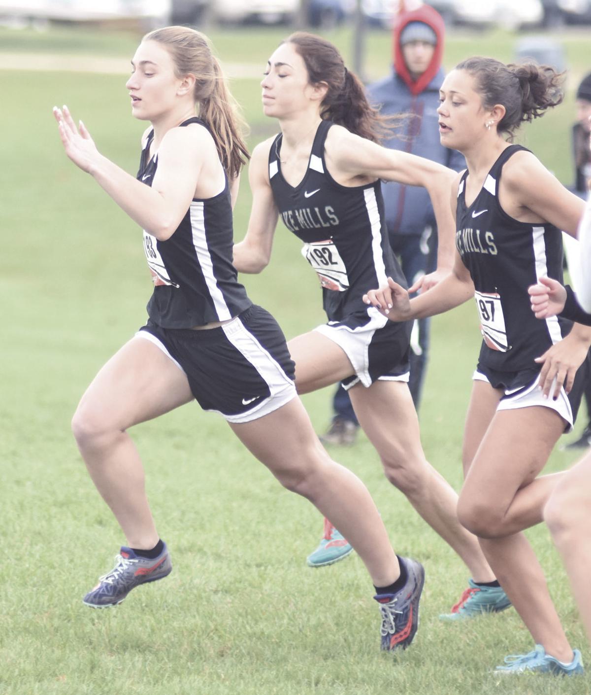 Lake Mills Girls Run Away With Sectional Title Jefferson Teams