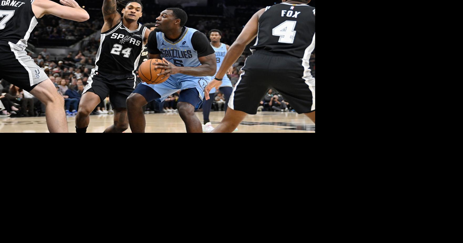 Fox, Barnes lead Spurs past Grizzlies 111-101 in a battle without stars  Wembanyama, Morant | National Sports | wdtimes.com